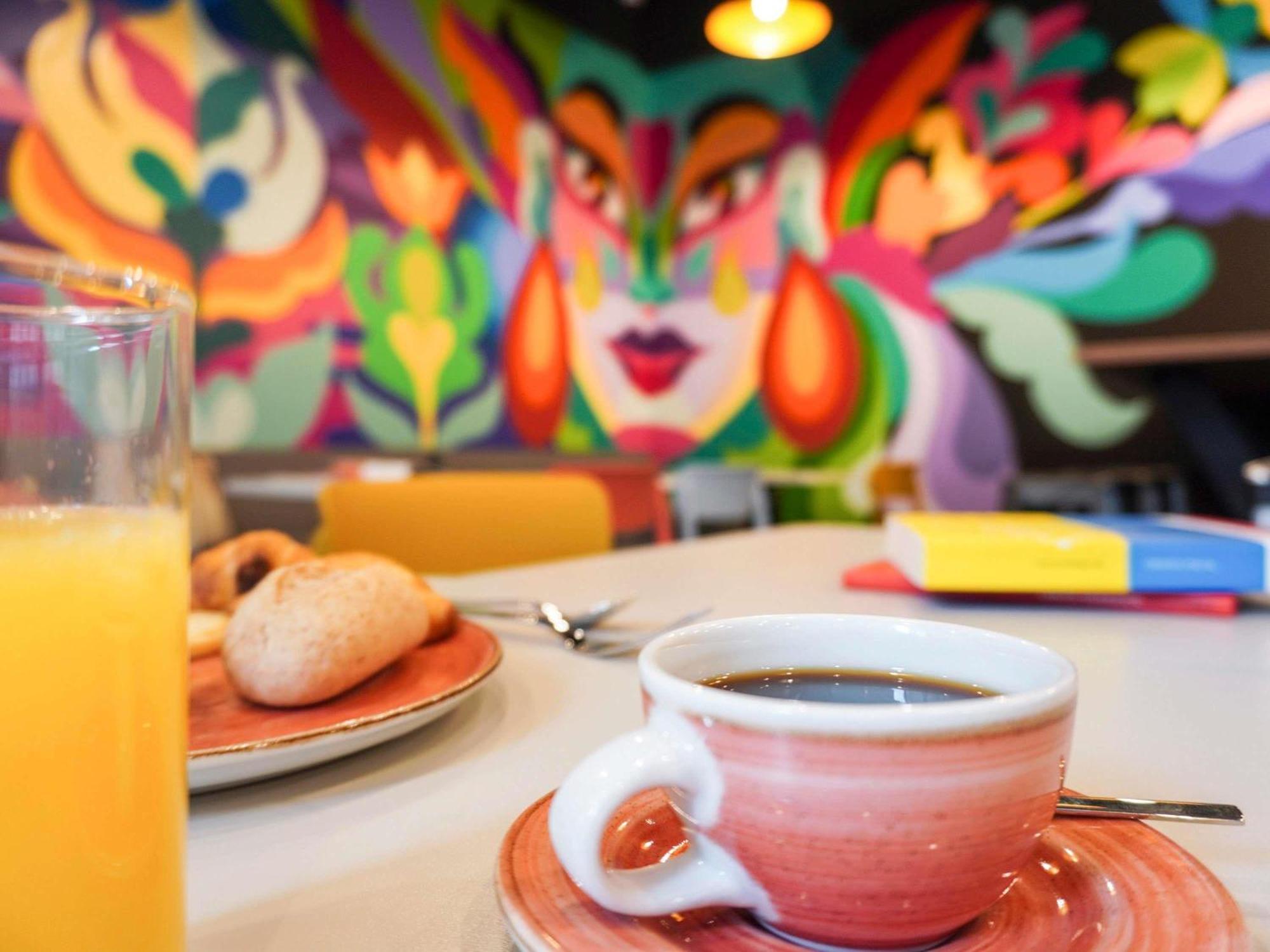 Ibis Budget Bogota Marly Экстерьер фото